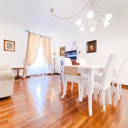 Santacecilia Apartment Верона Экстерьер фото
